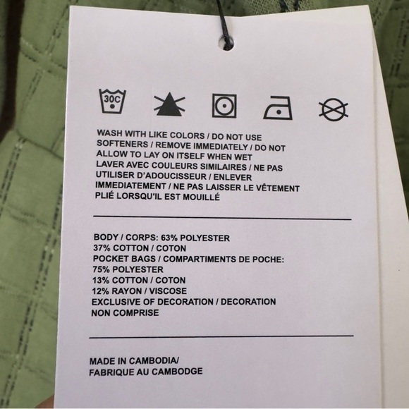 Nike Womens Yoga Therma Fit Jacquard Reversible Oversized
Kimono Top Large - Picture 9 of 16